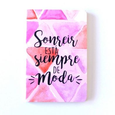 Libreta Sonreír siempre está de moda